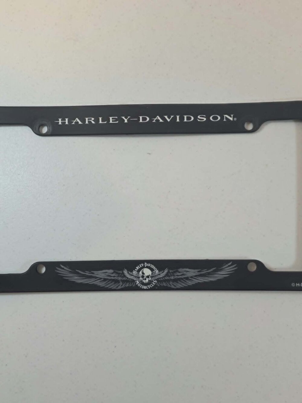 HARLEY DAVIDSON LICENSE PLATE FRAME PLASTIC